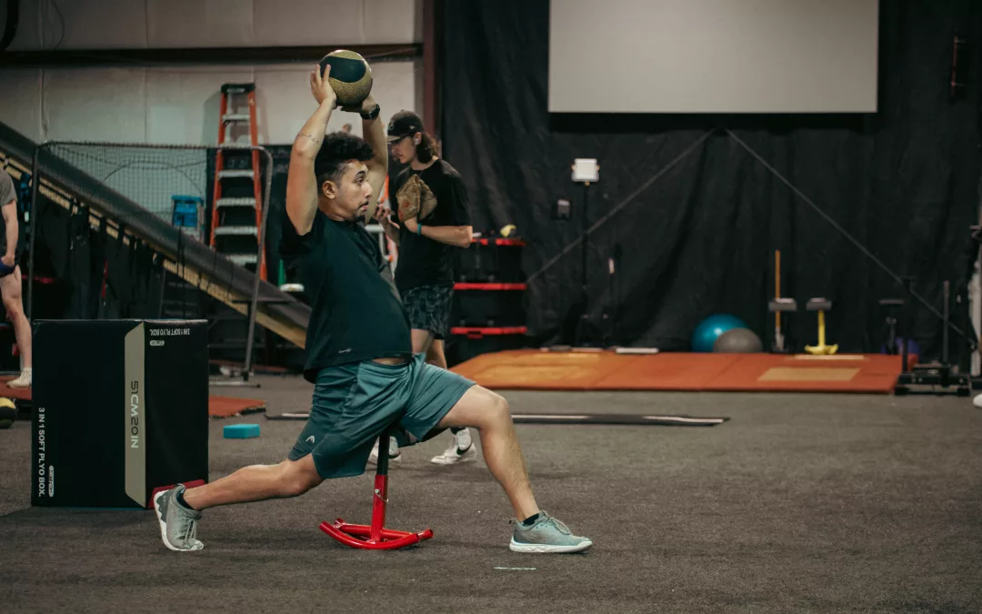 How fast should a 15 year old throw?