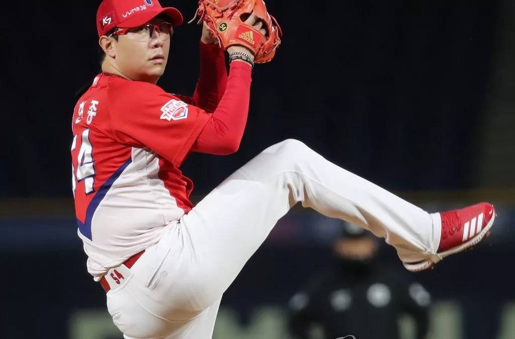 Korean Baseball vs American Pitchers Mechanical Differences